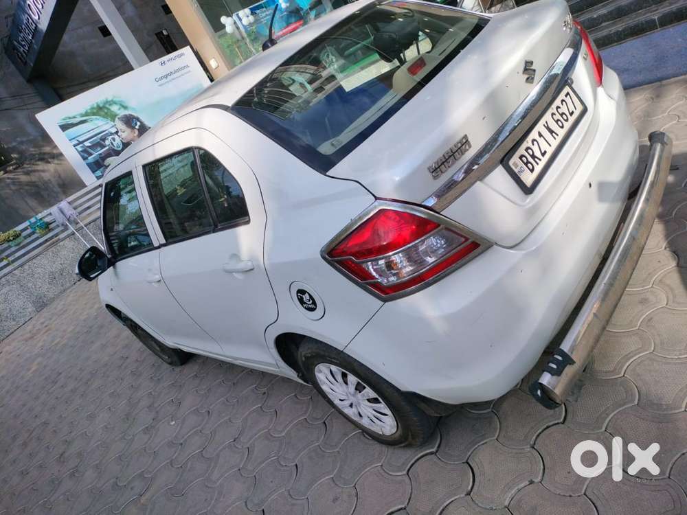 Maruti Suzuki Swift Dzire Vxi Optional, 2017, Petrol