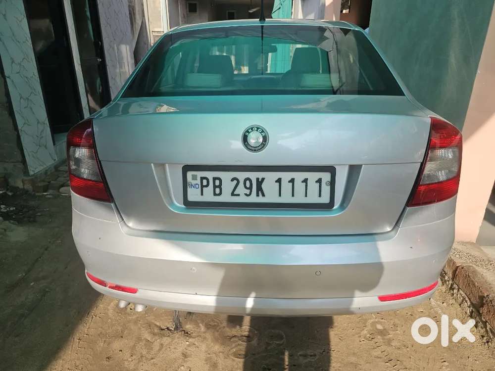 Skoda Laura 2.0 Ambiente 2010