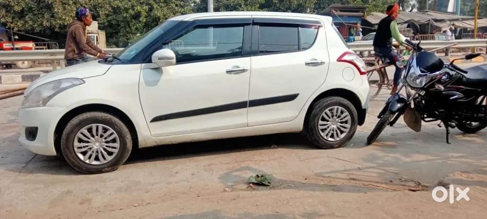 Maruti Suzuki Swift 2013 Diesel 121000 Km Driven