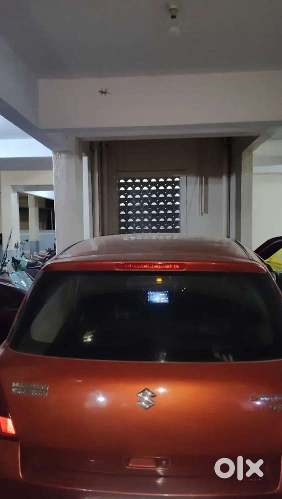 Maruti Swift Vxi 2011