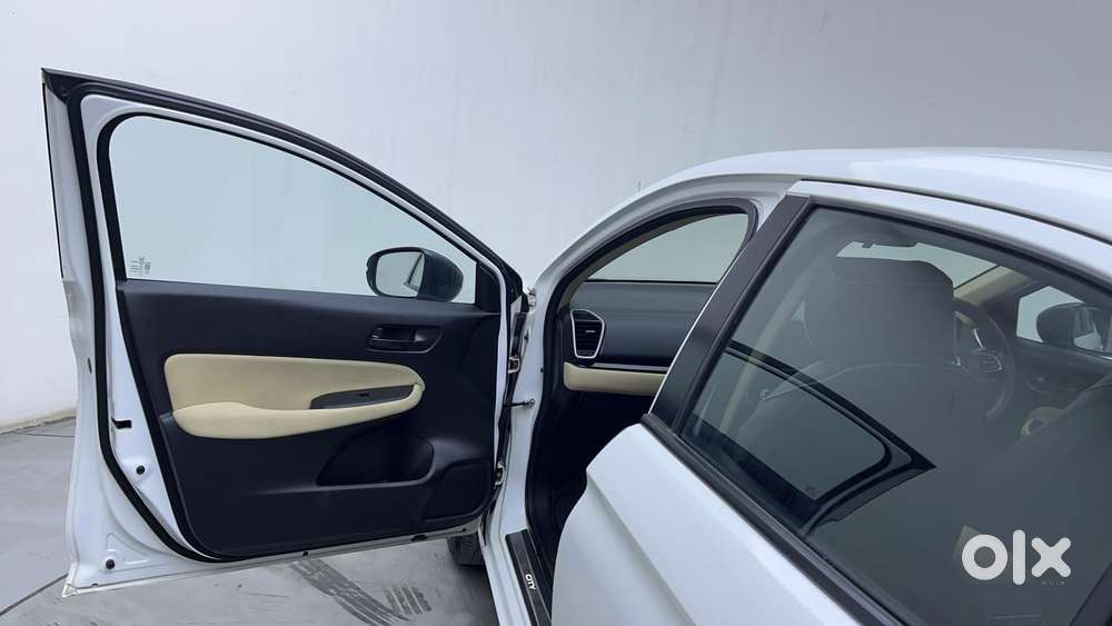 Honda City I-vtec V, 2022, Petrol