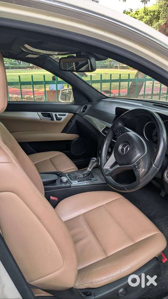 Mercedes-benz C200 Cgi Avantgarde | Just 21,000 Kms | Rare Low-mileage