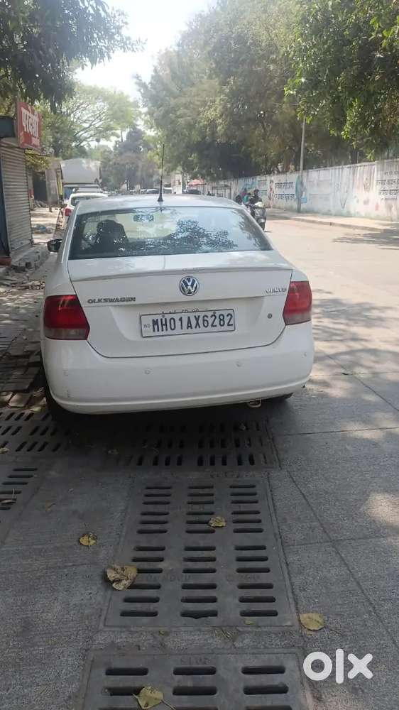 Volkswagen Vento 2011 Highline Petrol Manual