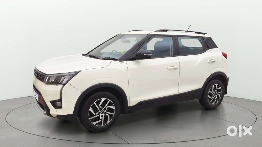 Mahindra Xuv300 W8 Option, 2023, Petrol