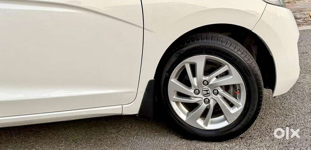 Honda Jazz V Automatic, 2018, Petrol