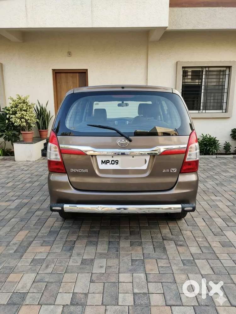 Innova V 2015 / 2016