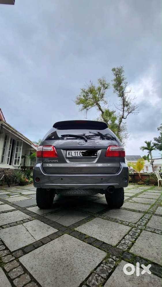 Toyota Fortuner Diesel 2010