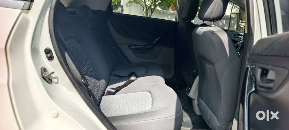 Tata Nexon 1.2 Revotron Xt, 2019, Petrol