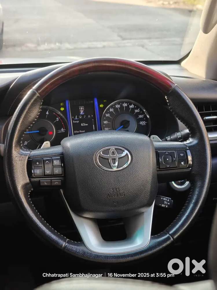 Toyota Fortuner 2017 Diesel 150000 Km Driven