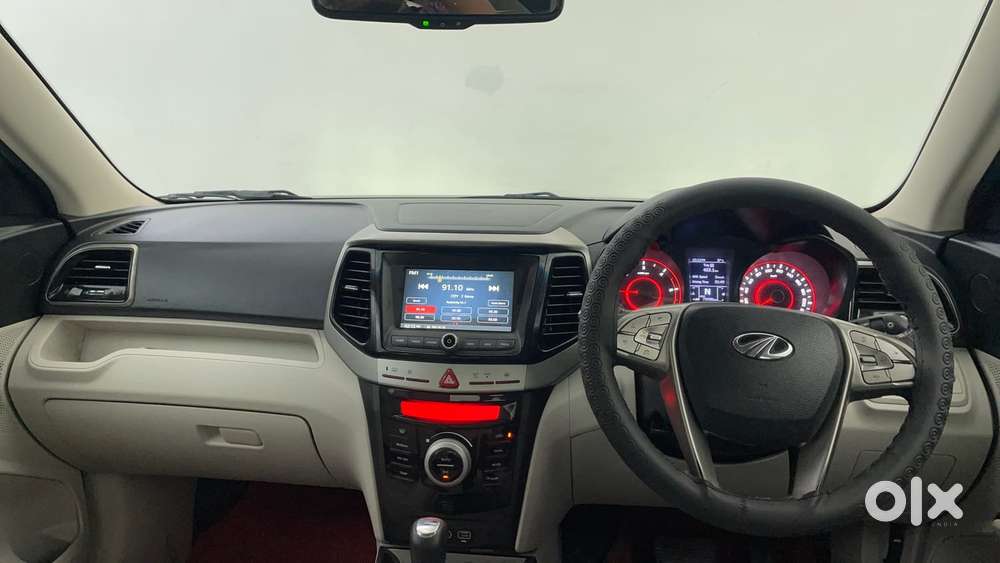 Mahindra Xuv300 W8 (o) 1.5 Diesel Amt, 2022, Diesel