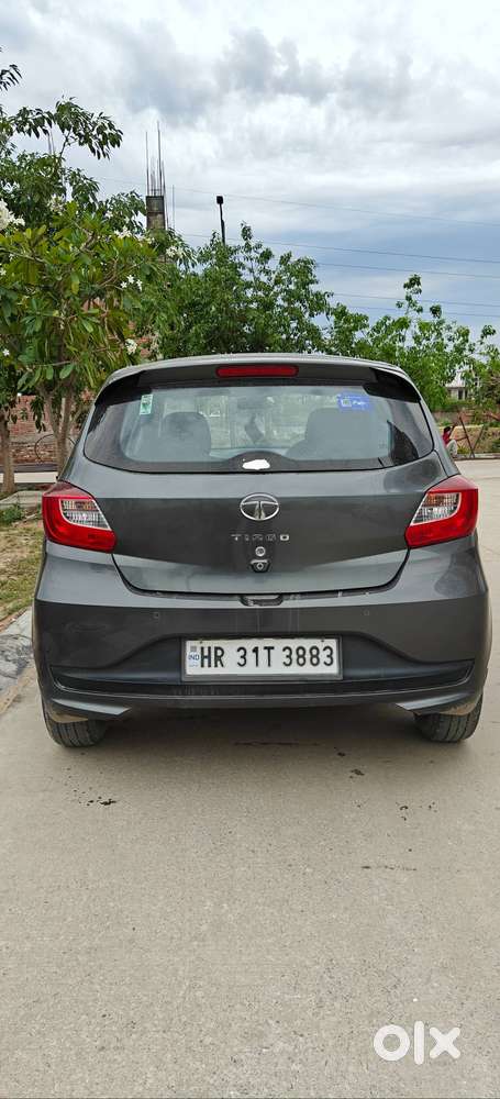 Tata Tiago 2022 Petrol Well Maintained