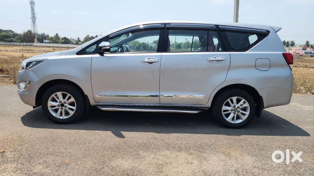 Toyota Innova Crysta 2.4 G Mt, 2016, Diesel