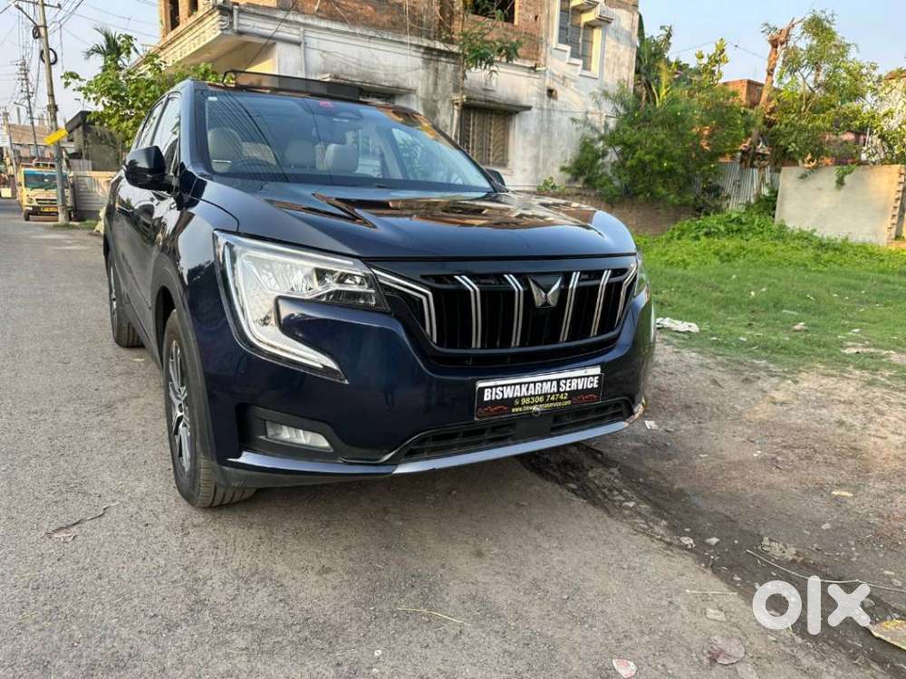 Mahindra Xuv700 2.0 Ax 7 Petrol Mt Str, 2022, Petrol