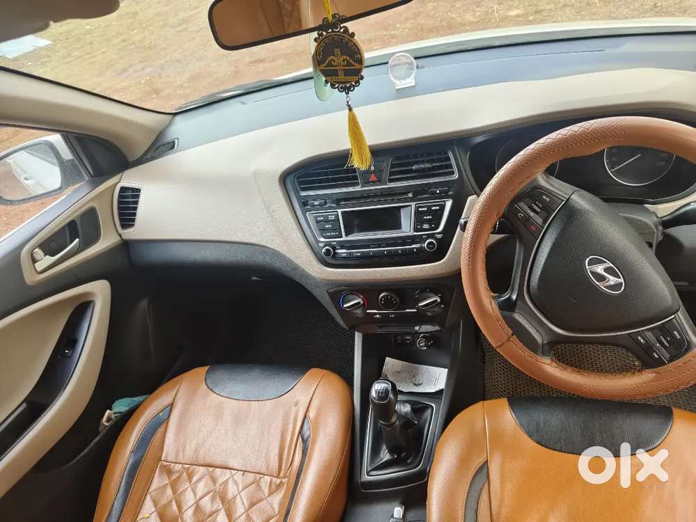 Hyundai I20 Elite 2016 Petrol Well Maintained  All 4 New Tyre