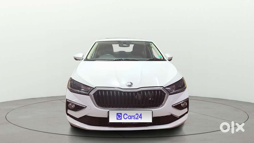 Skoda Slavia Style 1.0l Tsi Mt, 2022, Petrol