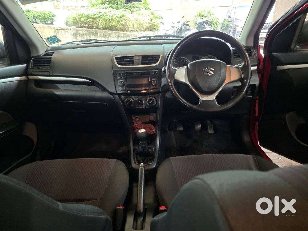 Maruti Suzuki Swift Vxi + Manual, 2017, Petrol