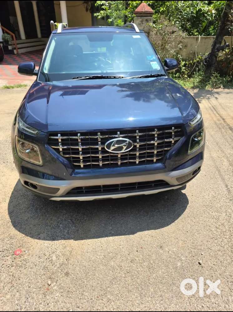 Hyundai Venue 2019 Petrol Well Maintained