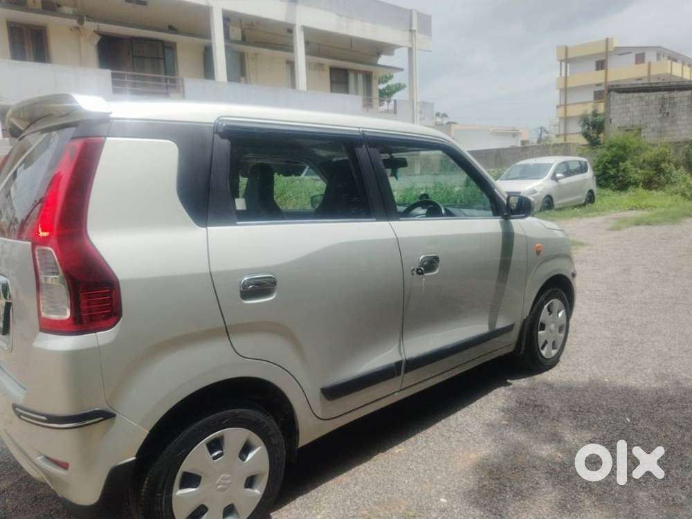 Maruti Suzuki Wagon R Vxi Amt1.2, 2021, Petrol