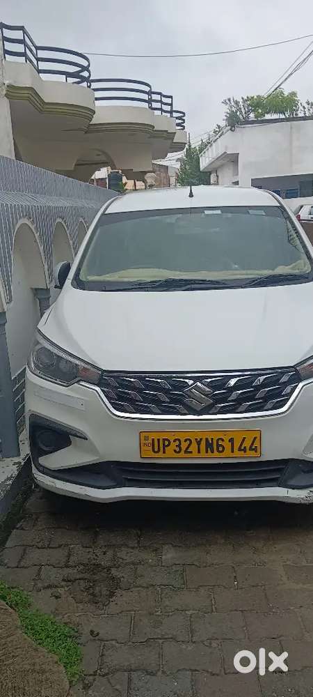 Maruti Suzuki Ertiga Vxi 2025