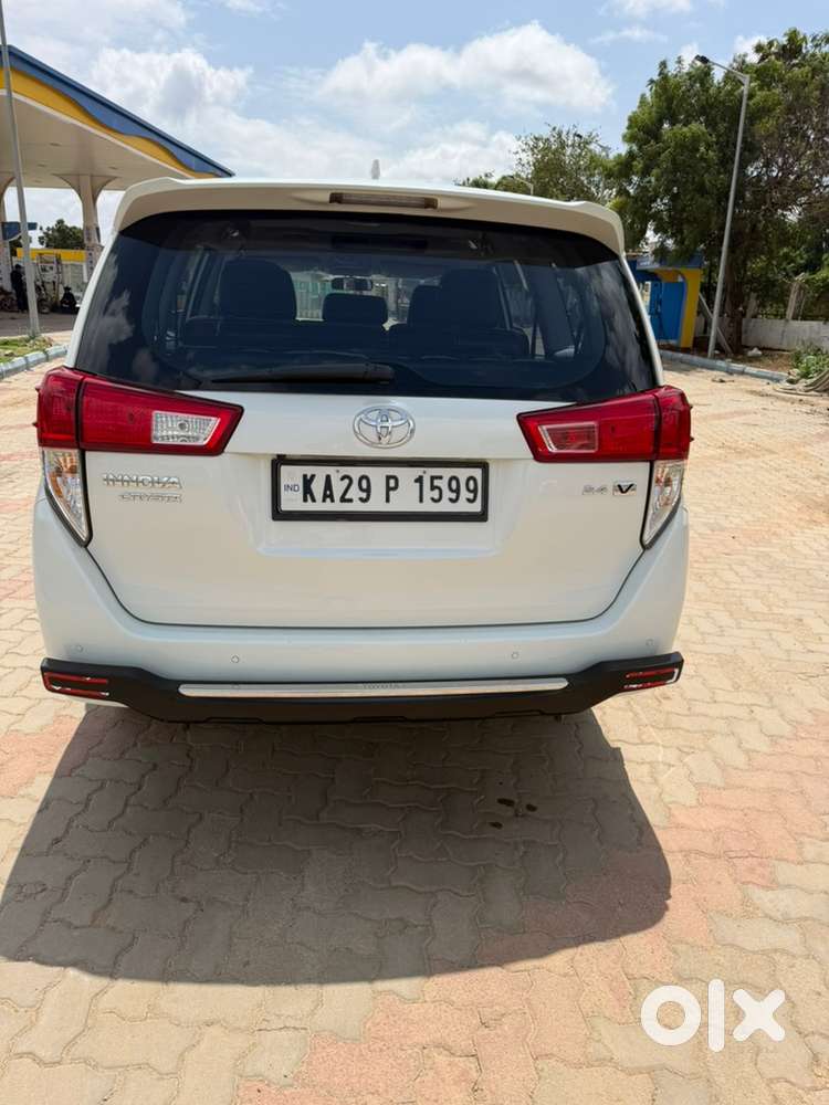 Toyota Innova Crysta