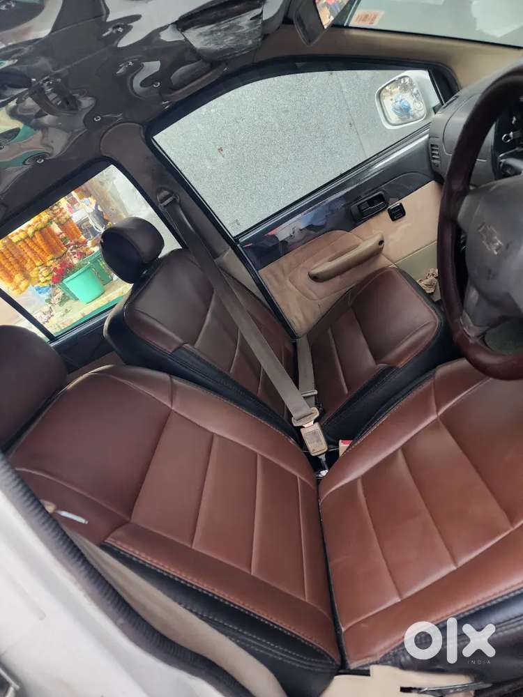 Chevrolet Tavera Neo 2013