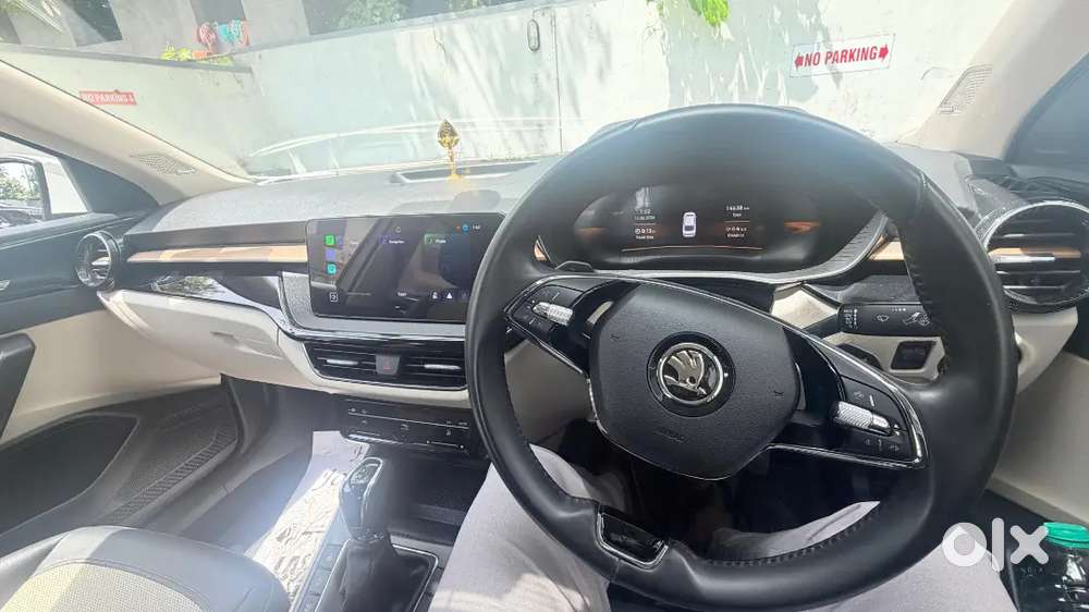 Skoda Slavia 2025 Petrol 14000 Km Driven