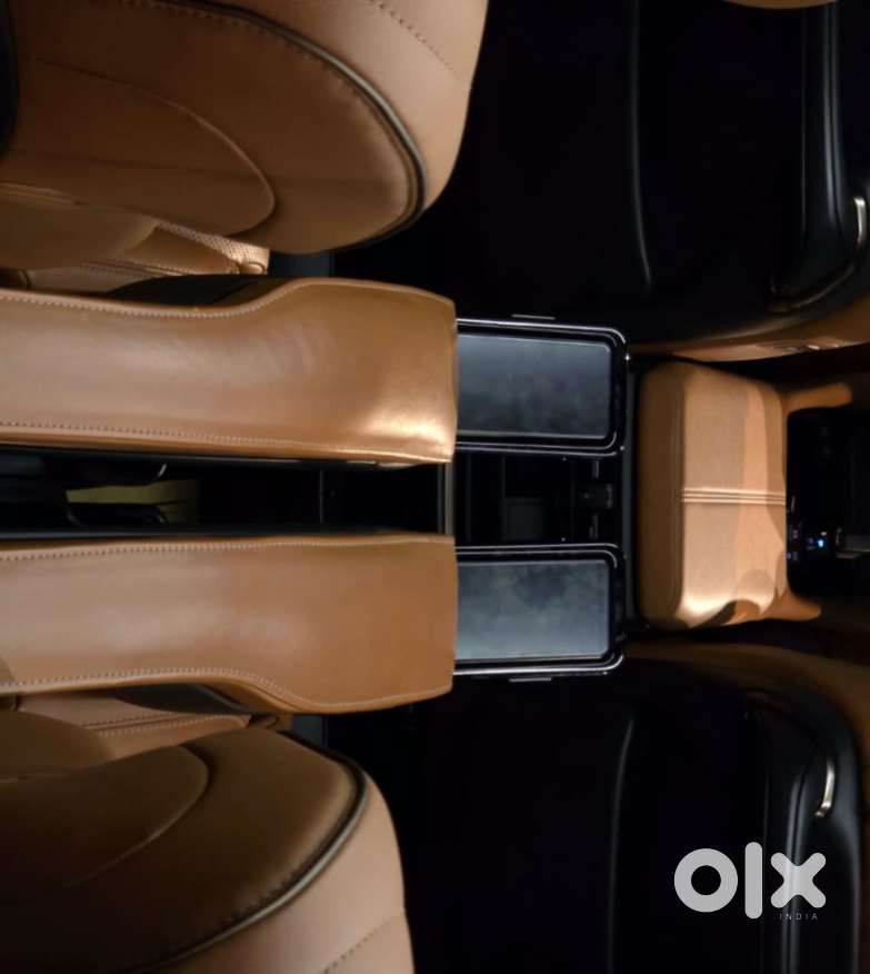Toyota Vellfire Vip &ndash; Executive Lounge, 2023, Petrol