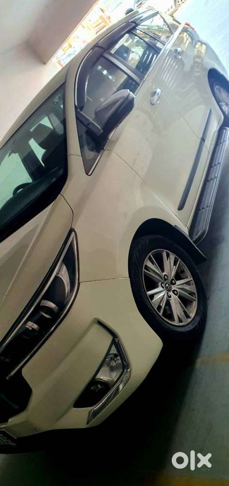 Toyota Innova Crysta 2.8 Zx At 7 Seater, 2019, Diesel
