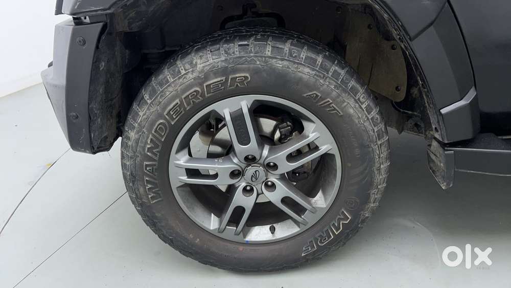 Mahindra Thar 2.0 Lx Hard Top Petrol At 4 Rwd, 2022, Petrol