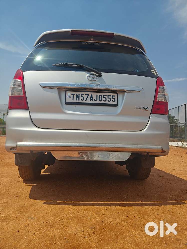 Toyota Innova 2.5 Vx 8 Seater Bs Iv, 2013, Diesel