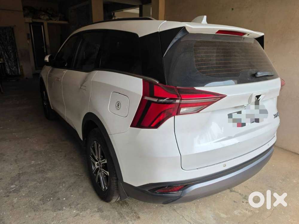 Mahindra Xuv700 2.2 Ax 7 Diesel At Luxury Pack Str, 2022, Diesel
