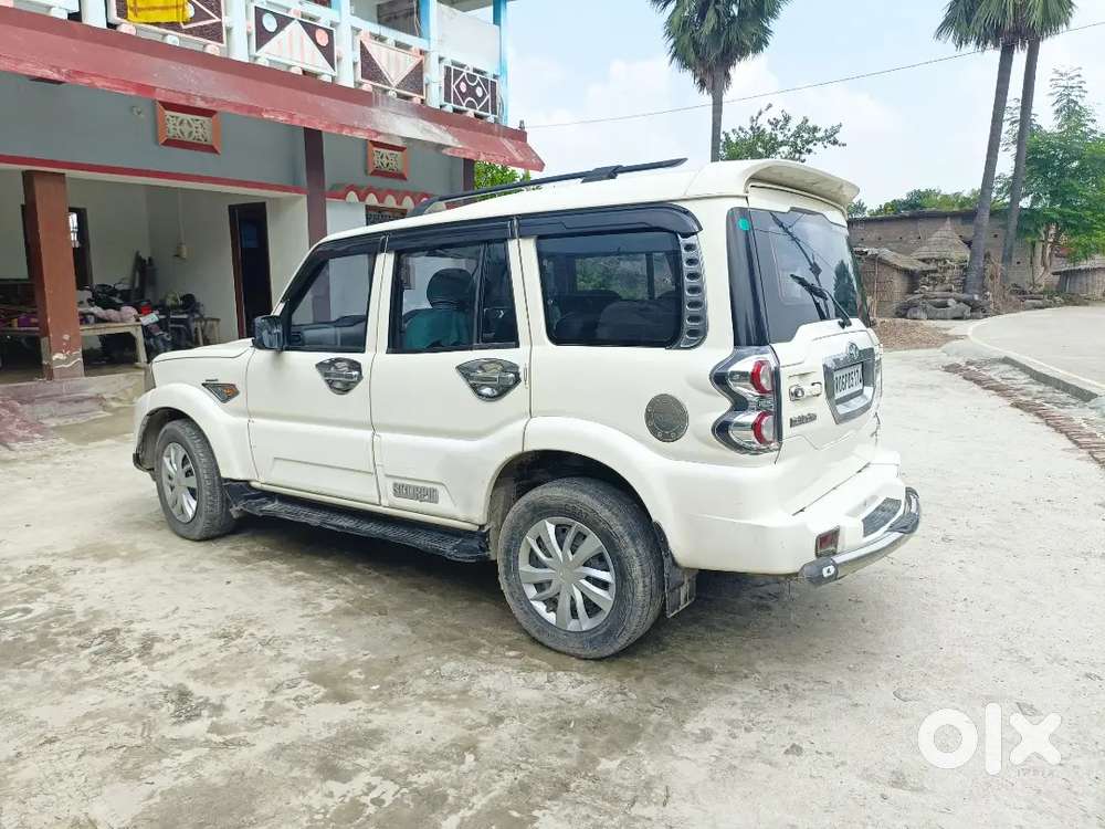 Mahindra Scorpio S6 2017 Diesel Manual