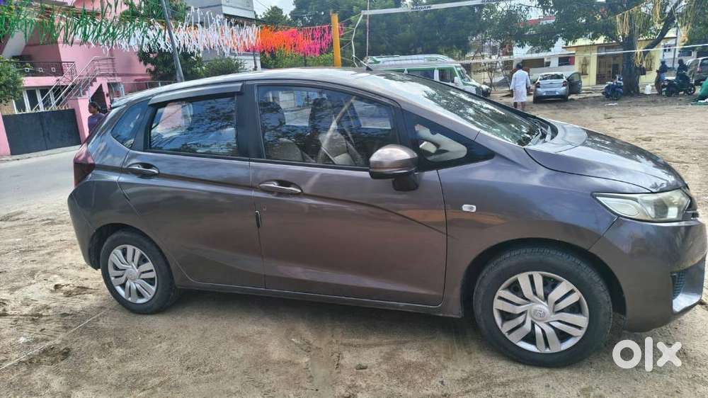 2016 Honda Jazz Smt Petrol  75,000 Km  Well Maintained