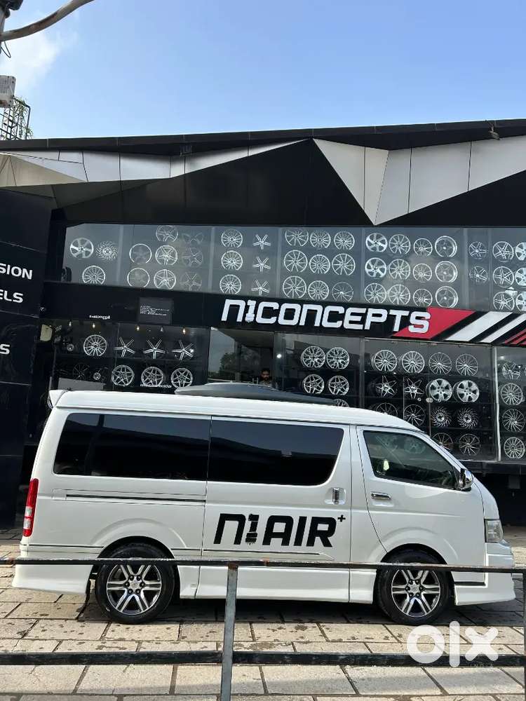 Toyota Hiace Ventury Petrol 2.7 2013