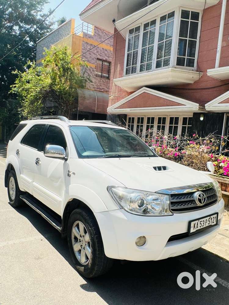 Toyota Fortuner 3.0 4x4 Manual, 2010, Diesel