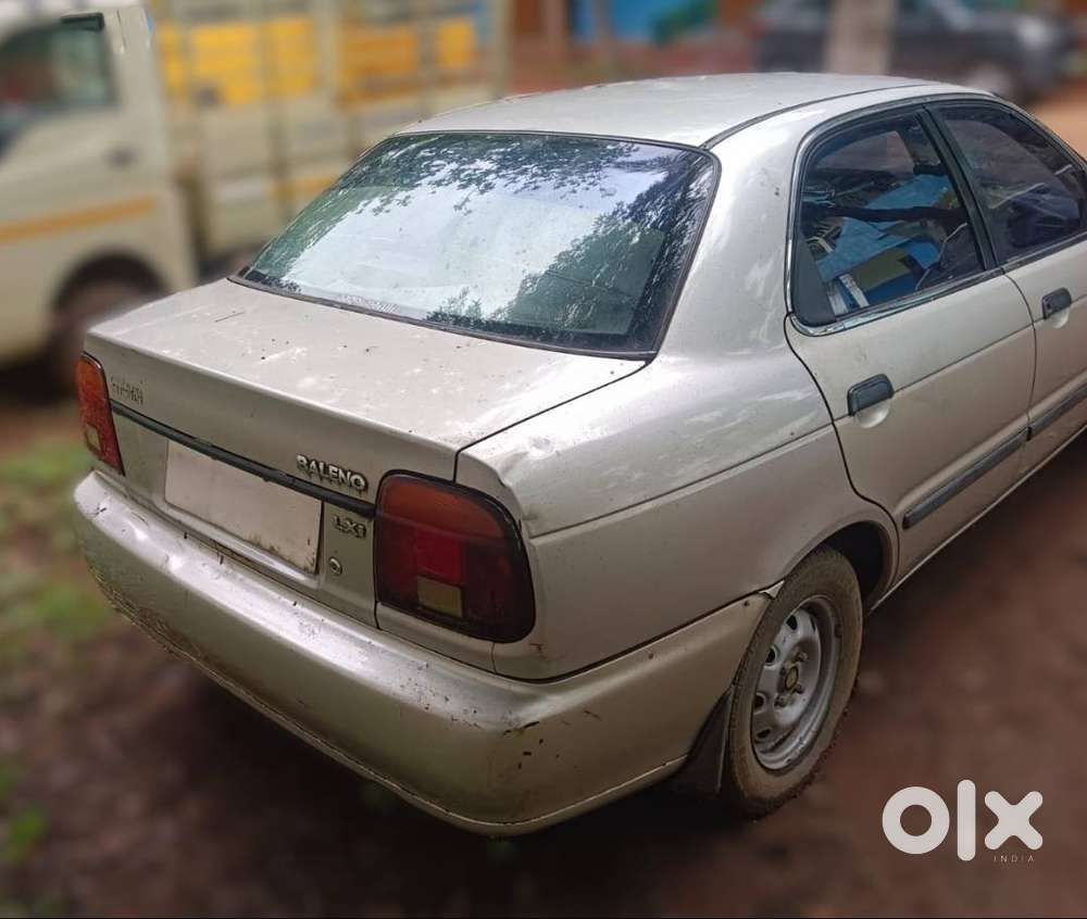 2004 Maruti Suzuki Baleno Lxi