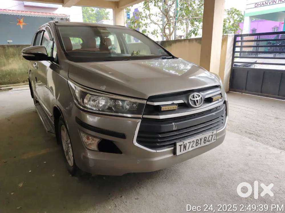 Toyota Innova Crysta 2016 Diesel 290000 Km Driven