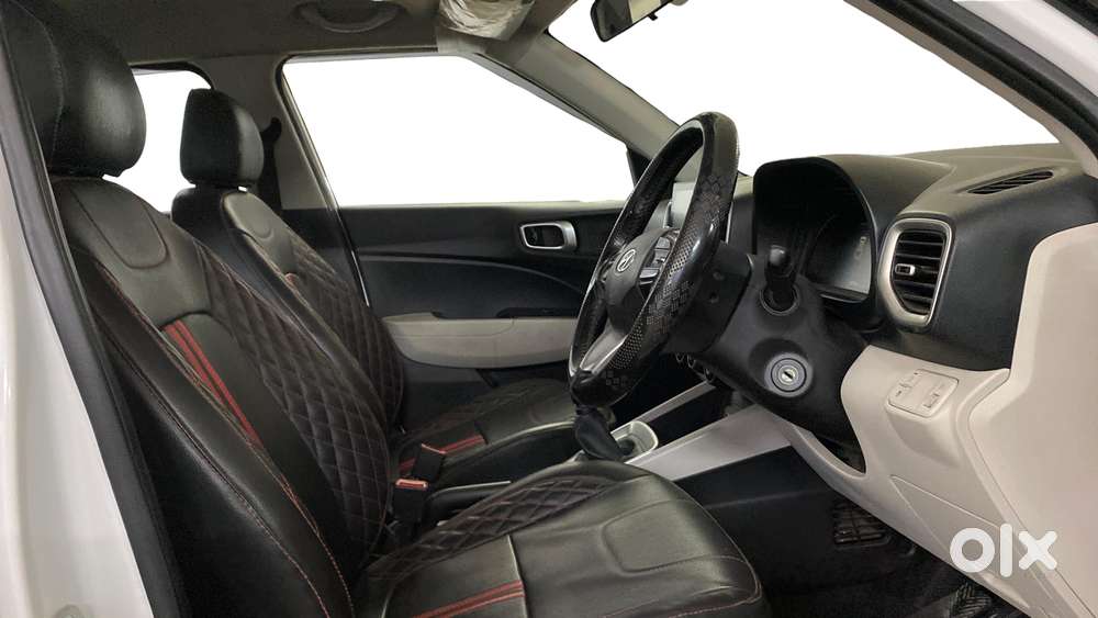 Hyundai Venue [2022-ongoing] 1.2 S, 2023, Petrol