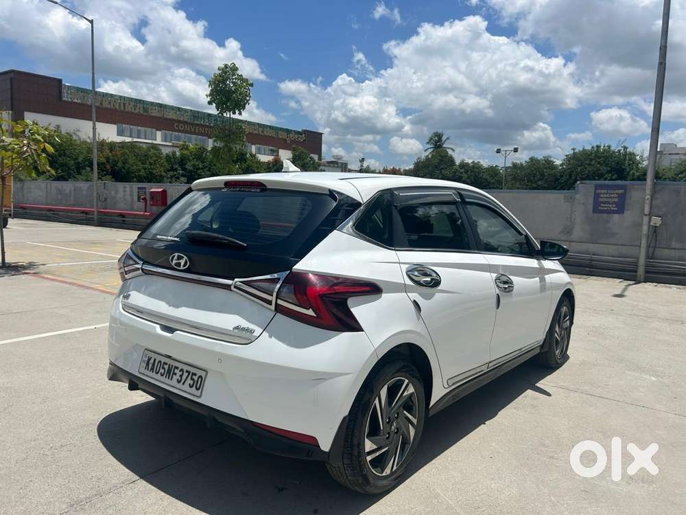 Hyundai I20 Asta (o) 1.2 Mt, 2022, Petrol