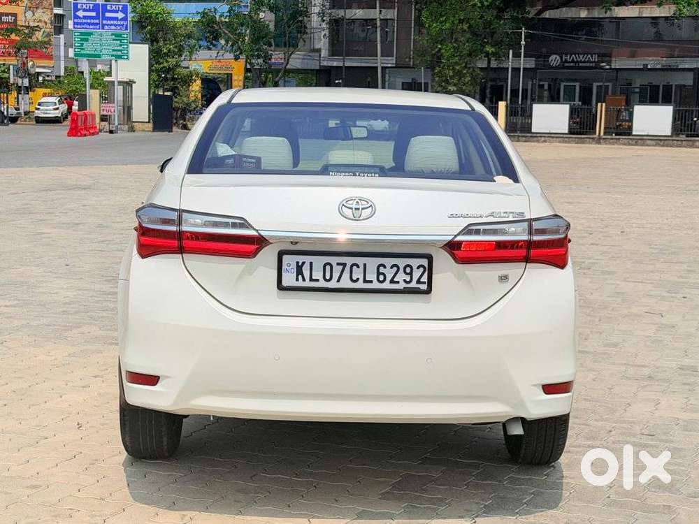 Toyota Corolla Altis 1.8 G Cvt, 2017, Petrol