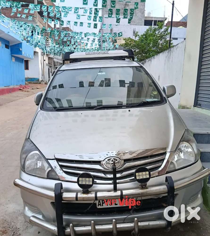 Toyota Innova 2.5 G 2008
