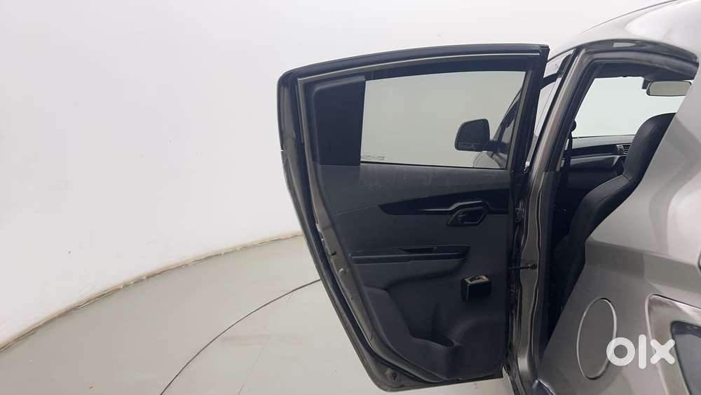 Mahindra Kuv100 Nxt 1.2 K2 Diesel 6 Str, 2017, Petrol