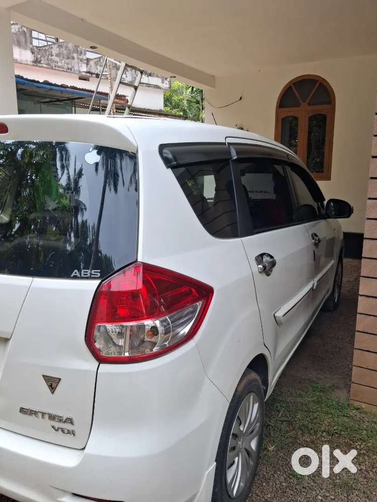 Maruti Ertiga Vdi 2015