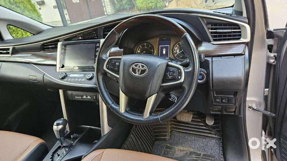Toyota Innova Crysta [2020-ongoing] 2.4 Zx At 7 Str, 2022, Diesel