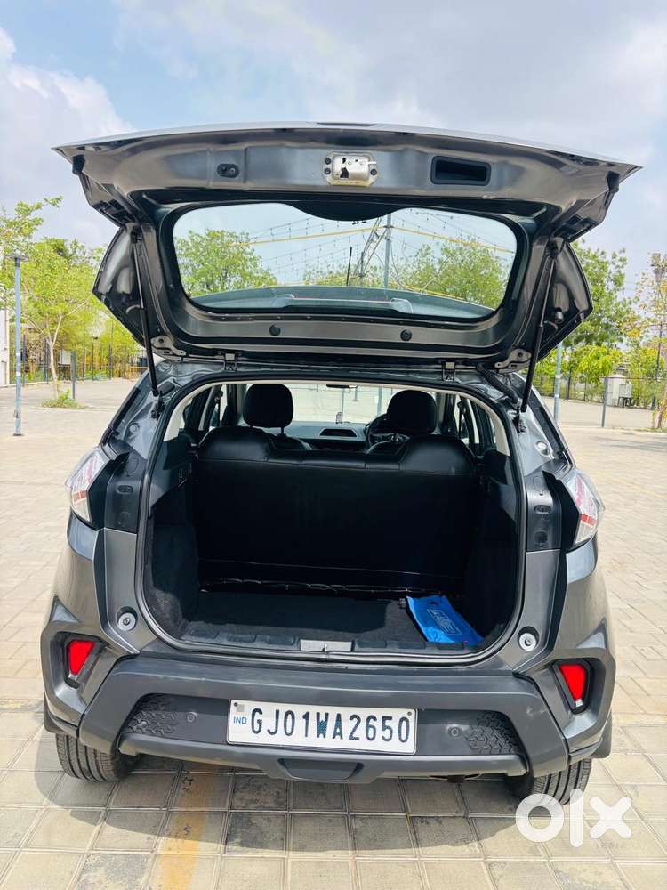 Tata Nexon 1.2 Revotron Xm (s), 2021, Petrol