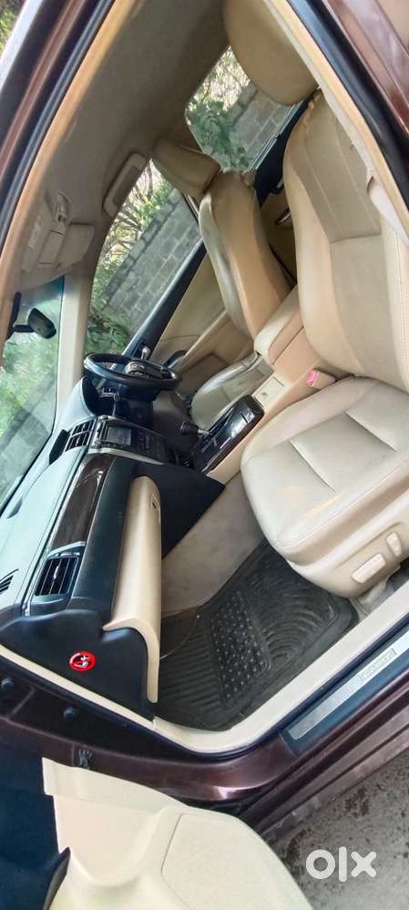 Toyota Camry Hybrid 2.5, 2015