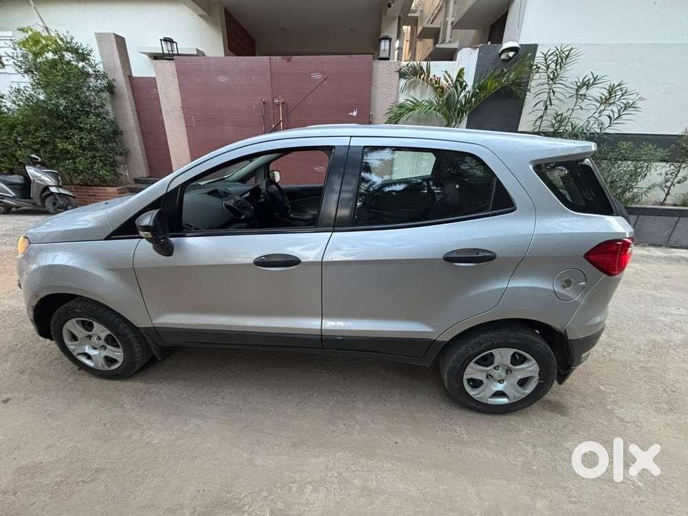 Ford Ecosport Thunder Edition Petrol, 2015, Petrol