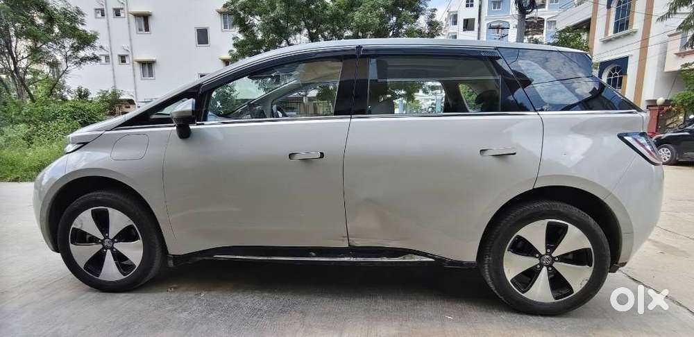 Mg Windsor Ev Essence, 2025, Electric