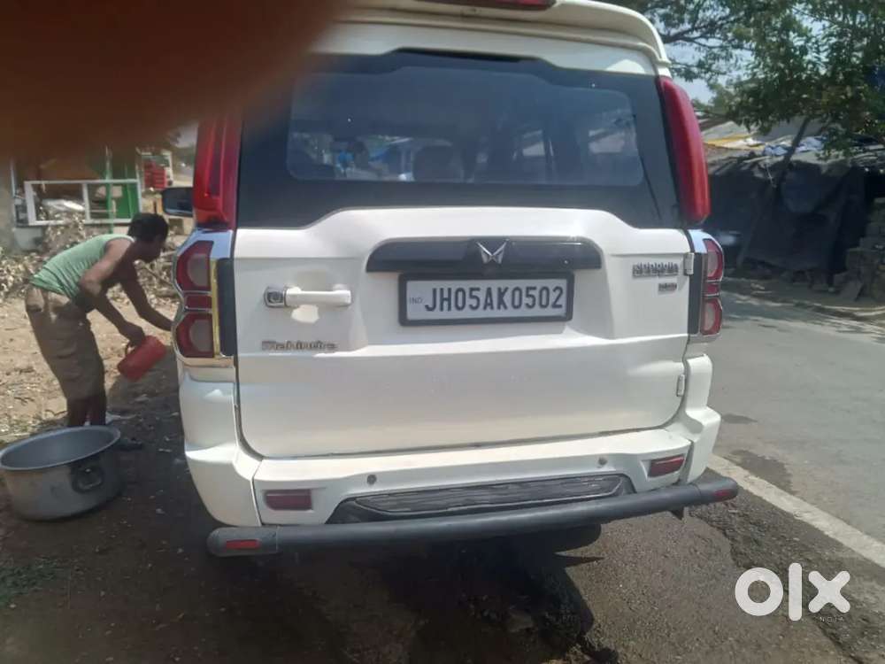 Mahindra Scorpio Classic 2011