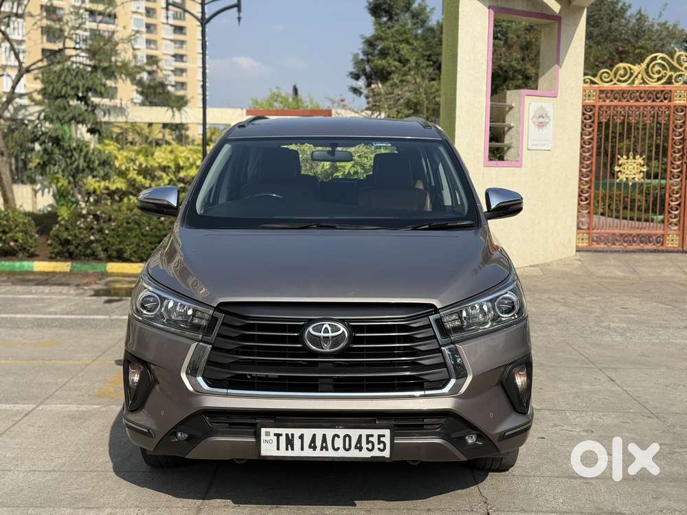 Toyota Innova Crysta